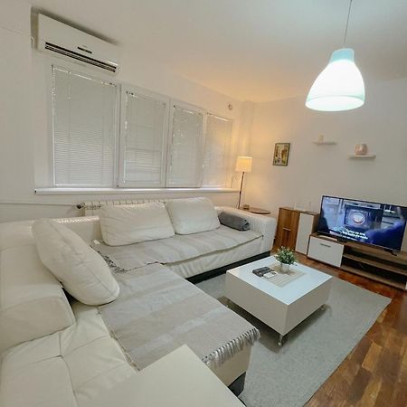Slavija Mcd Apartment بلغراد المظهر الخارجي الصورة